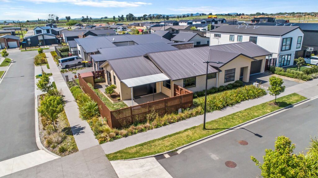 8 Squire Avenue, Chartwell